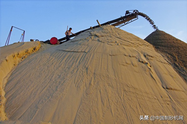 山沙清洗后利润翻倍，一套洗砂设备多少钱，一天能洗3000吨吗？(图4)