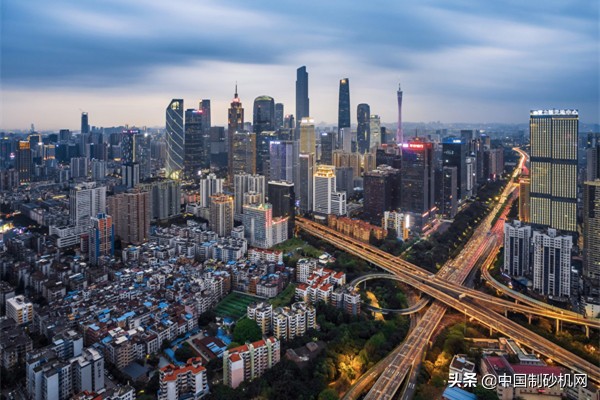 市场上常见的破碎洗沙设备有哪些？看看专家的介绍吧(图1)