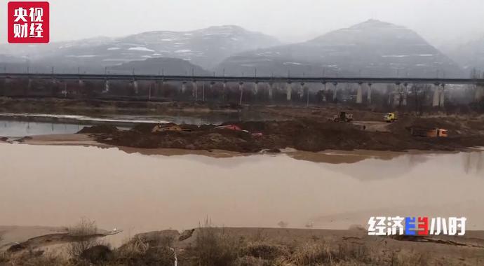 央视调查黄河支流生态：作坊排污砂厂滥采，河长成虚设(图16)