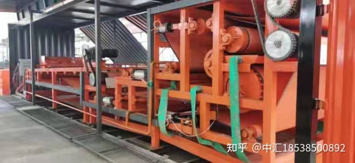 板式与带式洗砂压滤机设备降低滤饼含水率哪种好(图1)