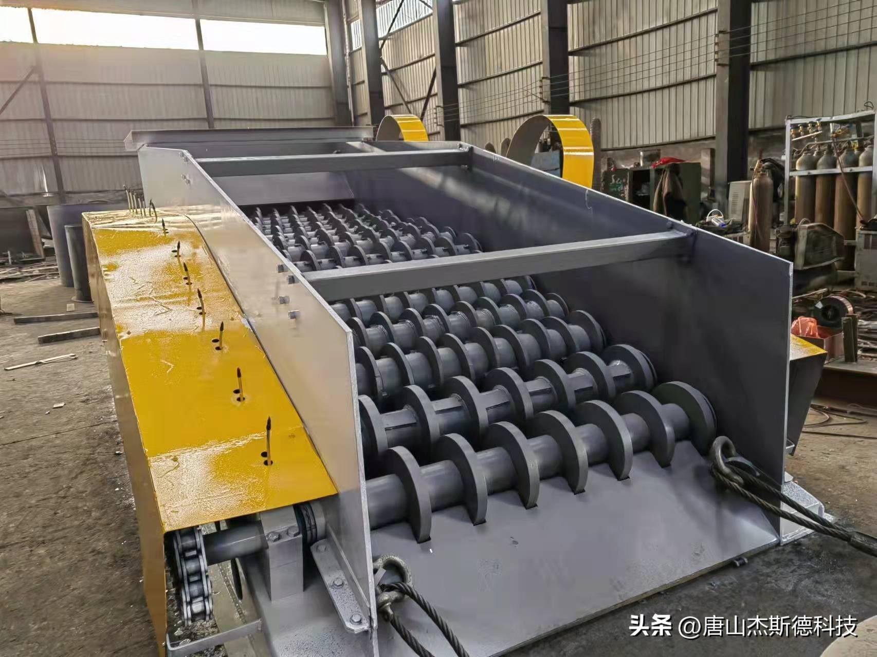 振动筛分设备——滚轴筛小知识(图1)