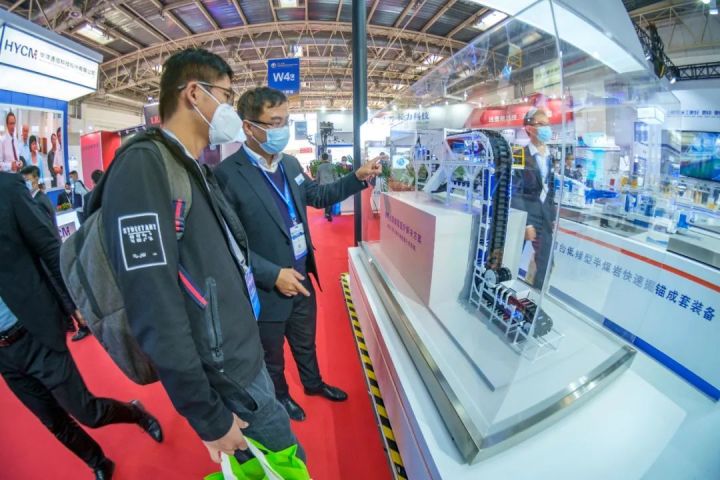 瞄准矿山隧道！中铁装备一批先进施工装备集中亮相(图6)