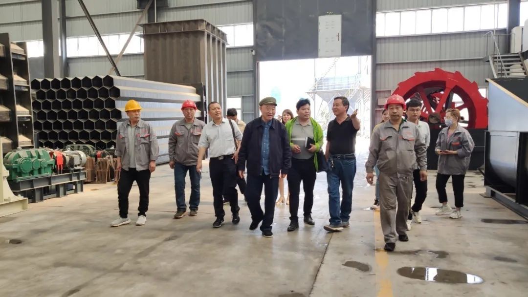 是什么能让唐庄镇党委书记吴金印再一次莅临中基机械？(图4)