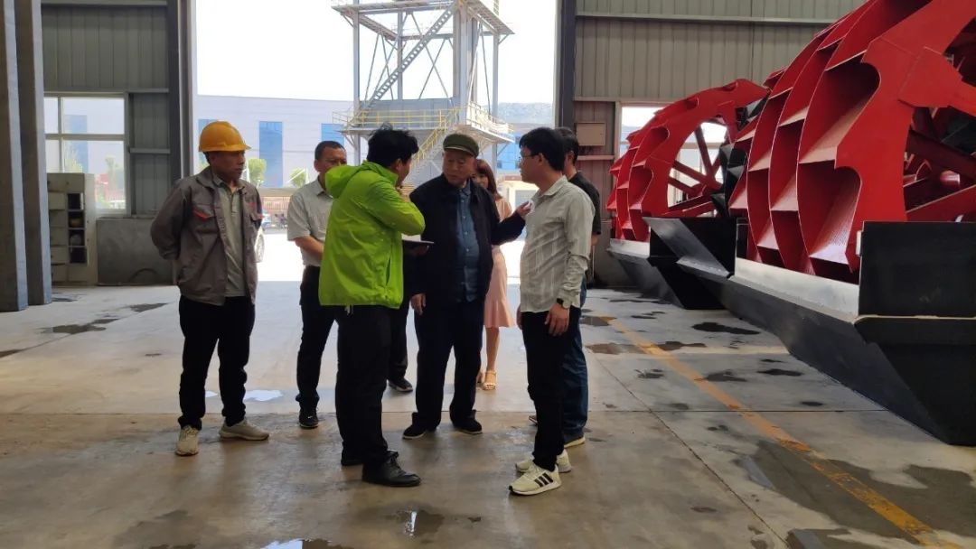 是什么能让唐庄镇党委书记吴金印再一次莅临中基机械？(图6)