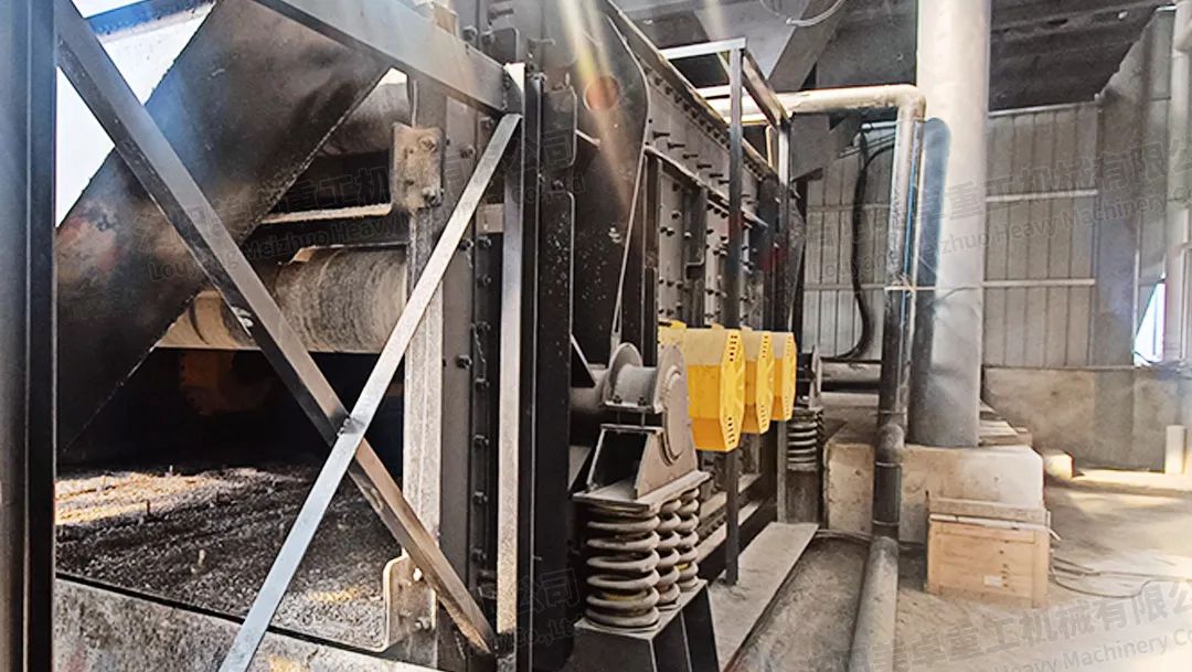 直击现场陕西渭南250吨机制砂生产线案例现场(图10)