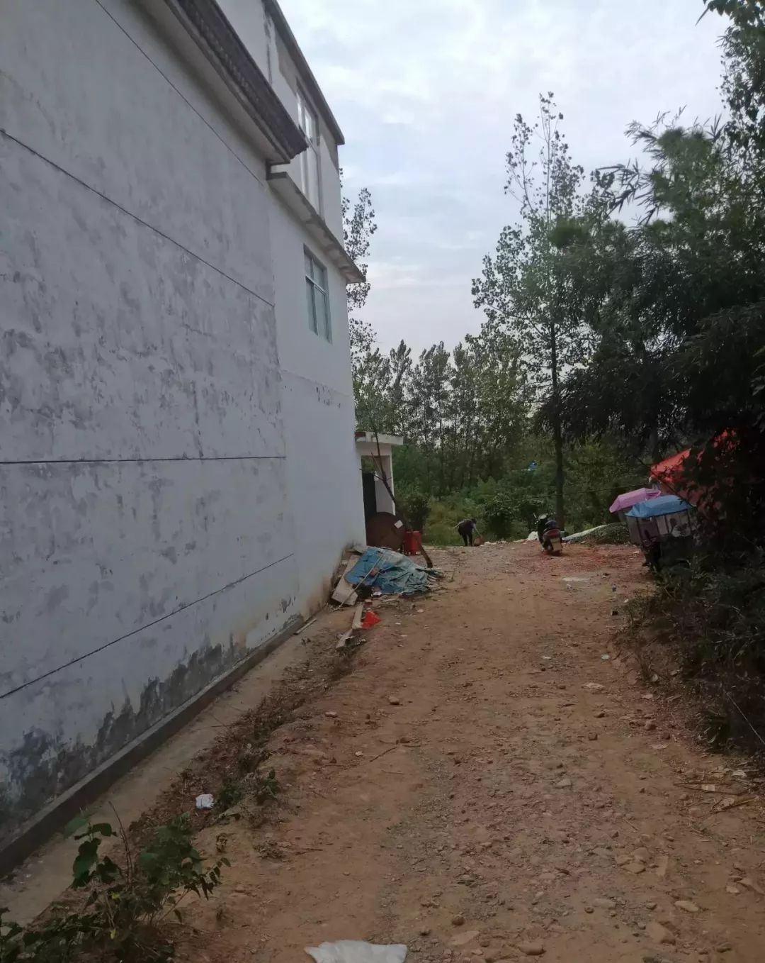 非法生产！六安一采砂厂洗砂机卷入一工人…(图6)