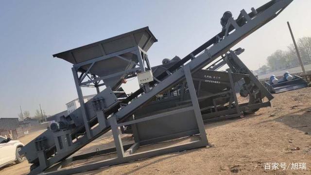 移动破碎站轮式洗砂机脱水筛全自动筛沙机移动振动筛(图5)