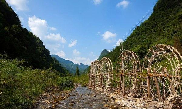 中国最大的水车王国，3公里河上分布300多个水车，到底有什么作用(图2)