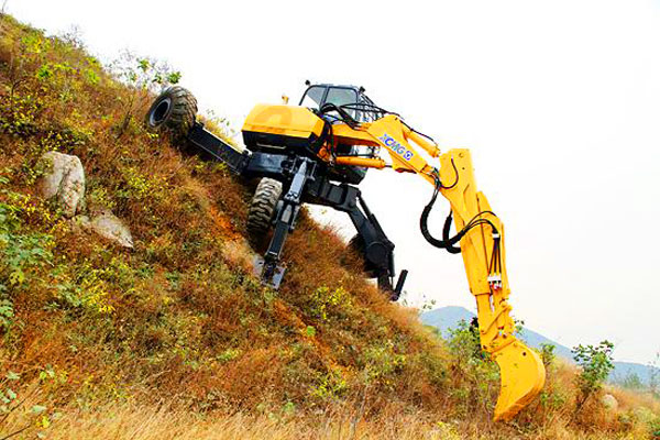 国产轮式挖掘机元老品牌盘点(图3)