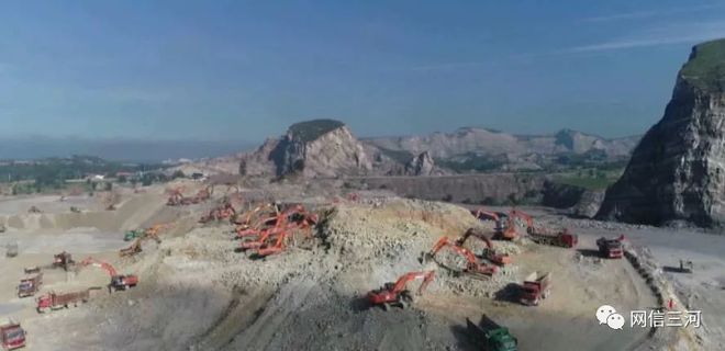 新闻特写：绿色“峰”碑(图4)