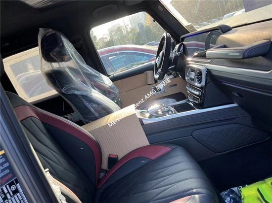 奔驰G63夜影神磨砂黑限量版现车价(图4)