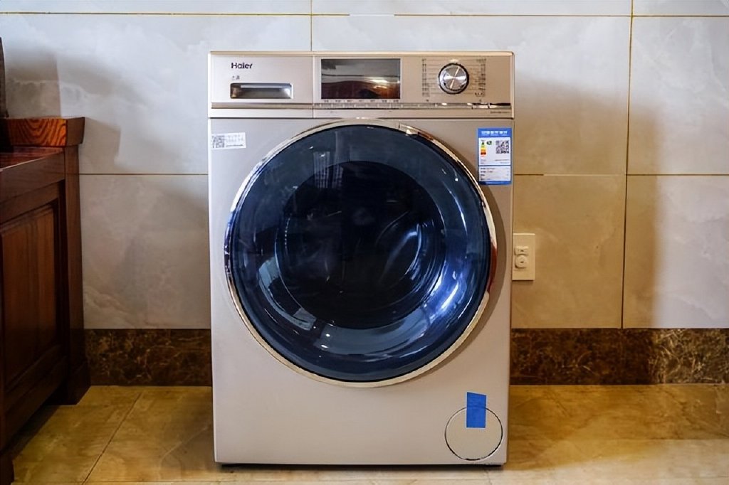 为何很多人都不愿选择滚筒洗衣机？滚筒洗衣机差在哪？一起来看看(图2)