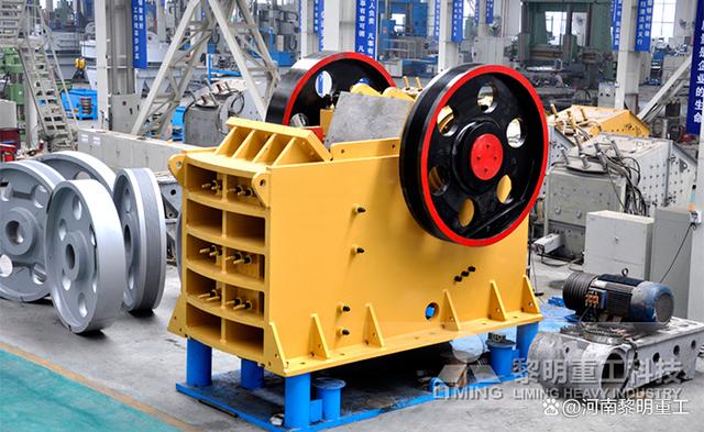 时产200吨石英砂制砂生产线怎么配置？(图2)