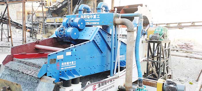 压裂砂生产线配置直线振动筛沙机(图3)