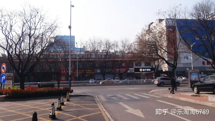 泰安：它是最古老街道之一，里面曾是豪宅林立，住着达官贵人，现仅存一处别样景观！(图6)