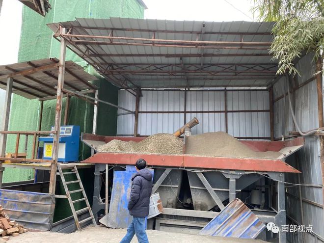 拆除！网曝南部出现非法搅拌站，多部门现场联合执法！(图4)