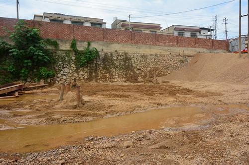 雨湖区：重拳出击，依法取缔非法采砂场(图5)