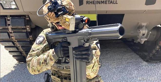 步兵大炮在德国问世这一新武器创造历史可击毁900米外装甲车(图1)