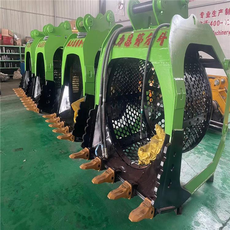 液压筛分斗清洗鹅卵石筛沙石设备安装说明(图4)