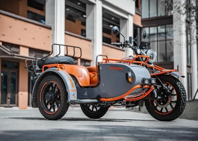 售价3.98万，解读国产多功能侉子：银钢边三轮500，满足全家出行(图5)