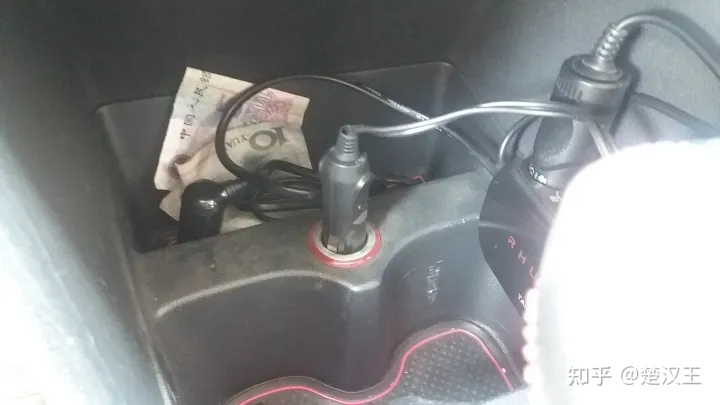 车载吸尘器的使用(图5)