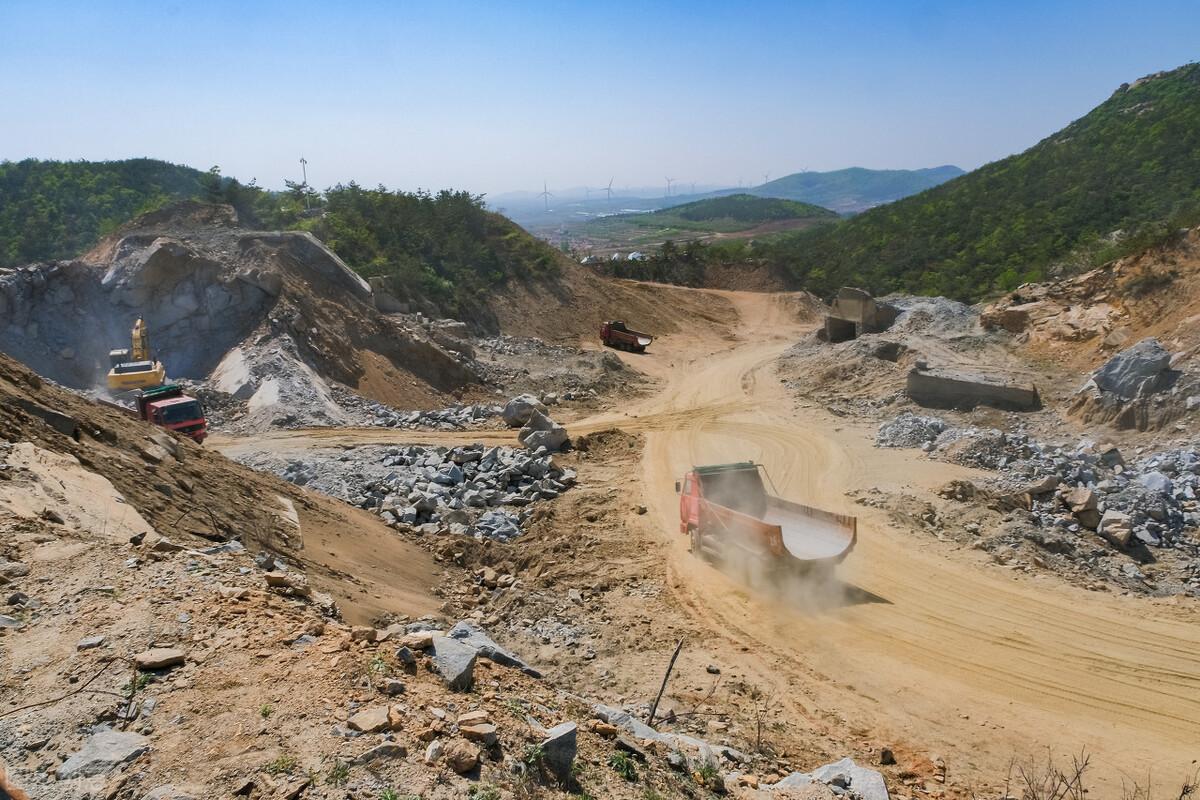 矿权广西柳州出让1.2亿吨砂石矿，从灰岩矿到机制砂需要做什么？(图6)