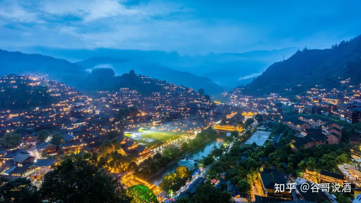 2022年白酒推荐：贵州有什么好酒？贵州省白酒排名及选购指南，性价比高的经典酒，好喝不贵的纯粮食酒，送岳父送长辈，自饮宴请礼品收藏必备（包含茅台、习酒、董酒、鸭溪窖、金沙窖酒等）(图4)