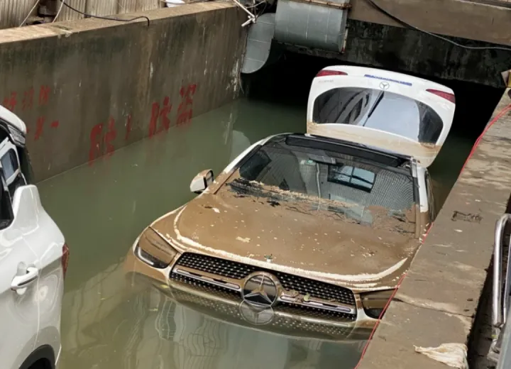 暴雨“漫灌”后，被淹车辆如何处理？全部涌入二手市场？​(图1)