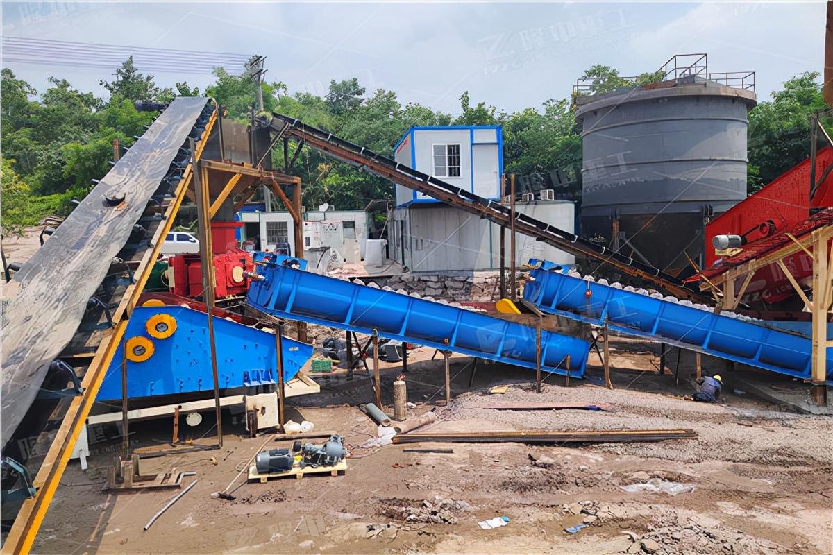 开办石料厂需要什么设备？洗砂生产线多少钱？(图1)