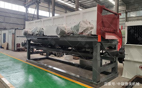 移动式泥石分离机的成本费用相对于传统生产线的费用要少得多(图2)