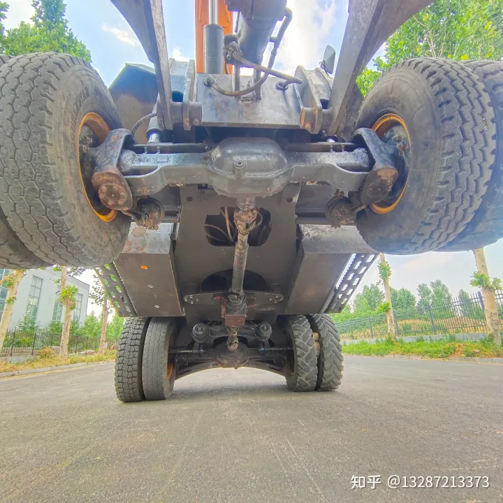 犀牛85型号二手轮式抓木机图片旋转装载机炮头机棉花夹抓按树抓树根挖挖机抓竹子便宜抓垃圾个人一手抓石头抓棉花抓秸秆抓钢机图片抓草垛抓颗粒设备(图6)