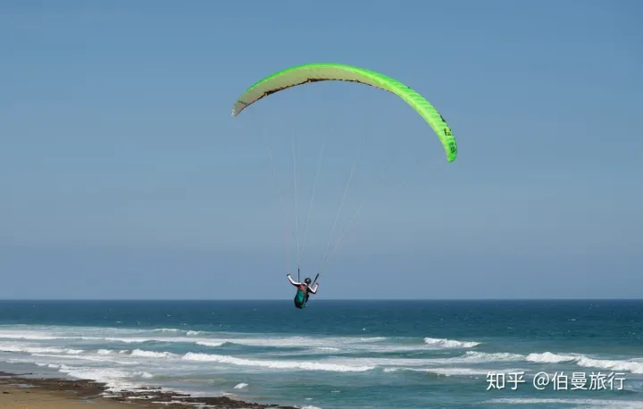 上帝的视觉俯瞰海南三亚，伯曼旅行（飞行）海南三亚石梅湾全海景国际滑翔伞飞行体验，记得海南三亚旅游要来(图9)