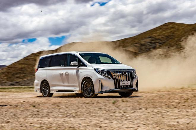 伸手就能摘星星传祺M8躺赢珠峰(图23)