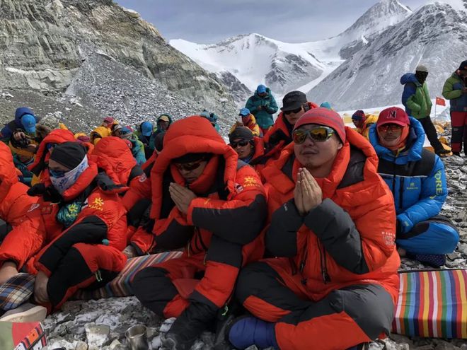 这位金华籍老板曾登顶珠峰！公司市值近7亿(图12)
