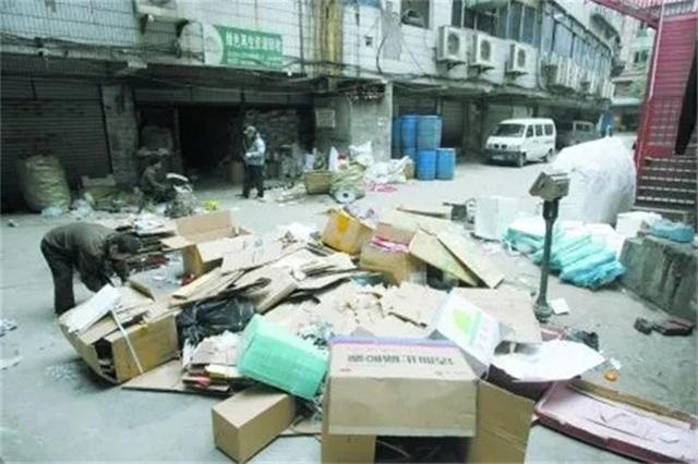 好心人废品站老板，用3毛钱回收废铁，用水清洗后价值260万(图17)