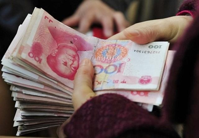 好心人废品站老板，用3毛钱回收废铁，用水清洗后价值260万(图20)