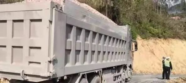 紧揪整治“牛鼻子”让黑恶势力无处生根——梧州市深化四大行业领域整治助推常态化扫黑除恶(图9)