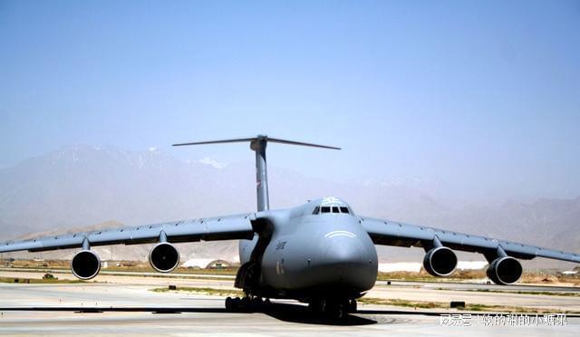 C-5银河运输机(图5)