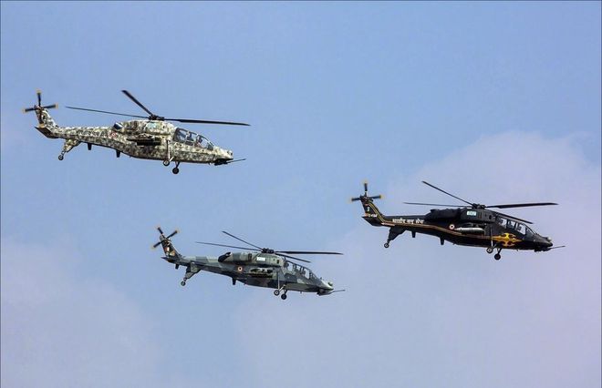 浑身上下万国牌：全世界最丑陋武装直升机，丑出了天际线，丑哭了(图11)