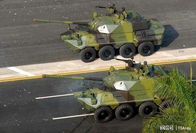 全球现役14种轮式突击炮，国产型号就占了4种(图4)