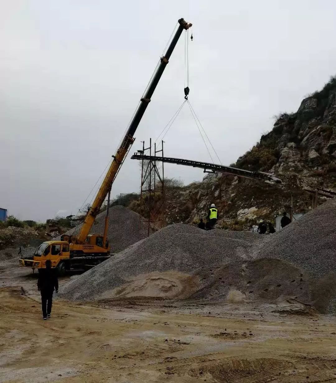 【强制拆除】武穴田镇分局强制拆除一处非法碎石洗砂设备……(图3)