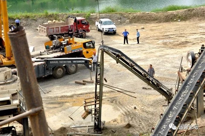 占用河道，理应强制拆除(图13)