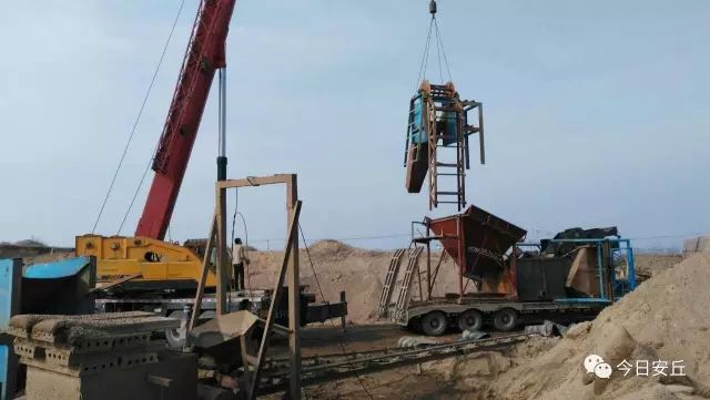 安丘近期捣毁了一处非法洗砂窝点！(图4)