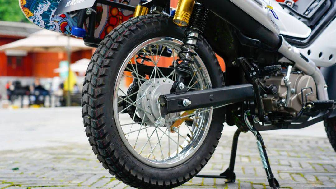 12680元起嘉陵CoCoSVR180运动弯梁售价公布​！同场CoCo机车品牌正式发布！(图33)