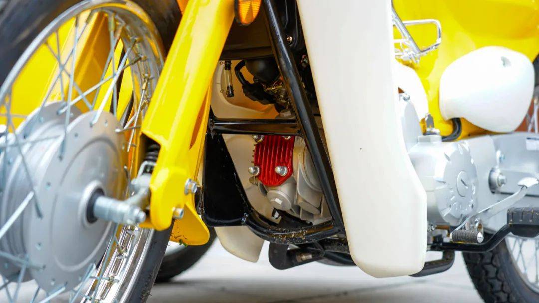 12680元起嘉陵CoCoSVR180运动弯梁售价公布​！同场CoCo机车品牌正式发布！(图46)