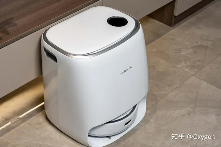 如何评价云鲸新发布的J3扫拖一体机，它的实际体验如何？有哪些亮点和升级？(图2)